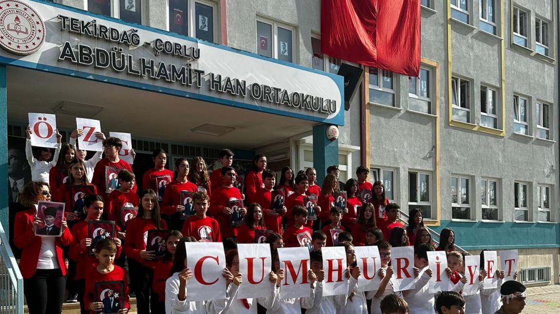 29 EKİM CUMHURİYET BAYRAMIMIZI COŞKUYLA KUTLADIK